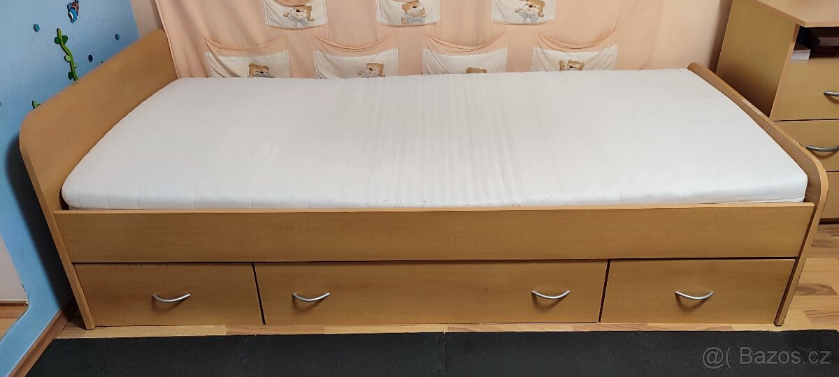 Postel s úložným prostorem, roštem a matrací 90x200 cm