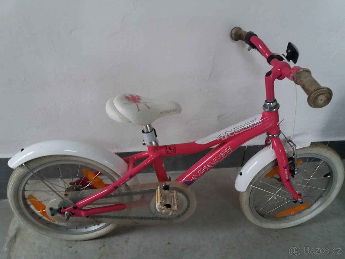 Dívčí kolo A-GANG Angel 16