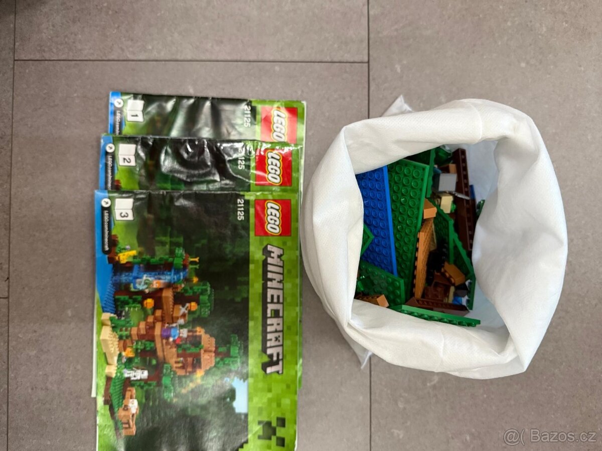 LEGO Minecraft 21125 Dům na stromě v džungli