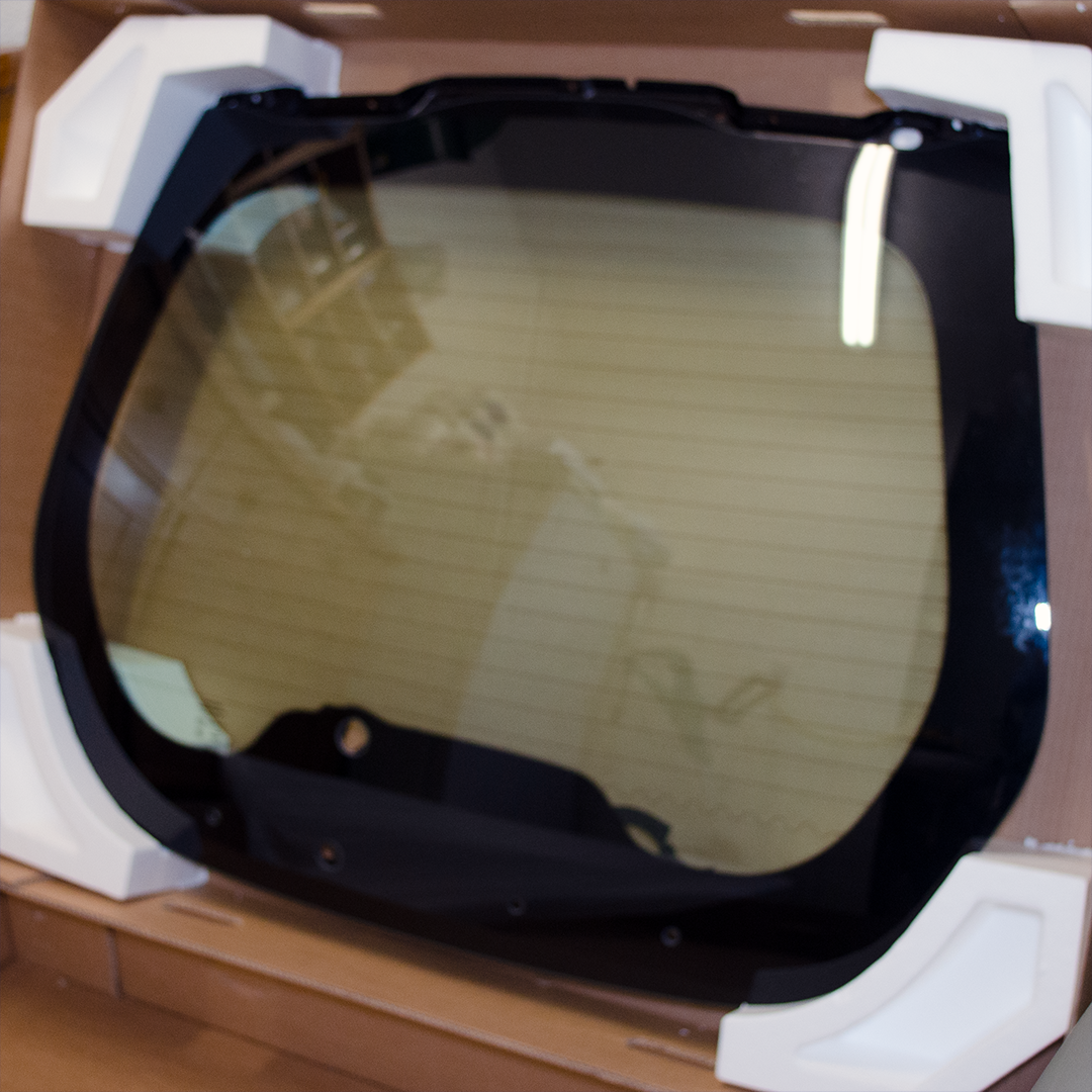 Prodám tyto nové náhradní díly pro Volvo C30