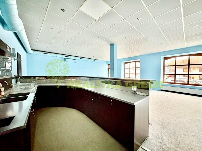 Pronájem komerčních prostor vč. bytové jednotky v obci Napaj