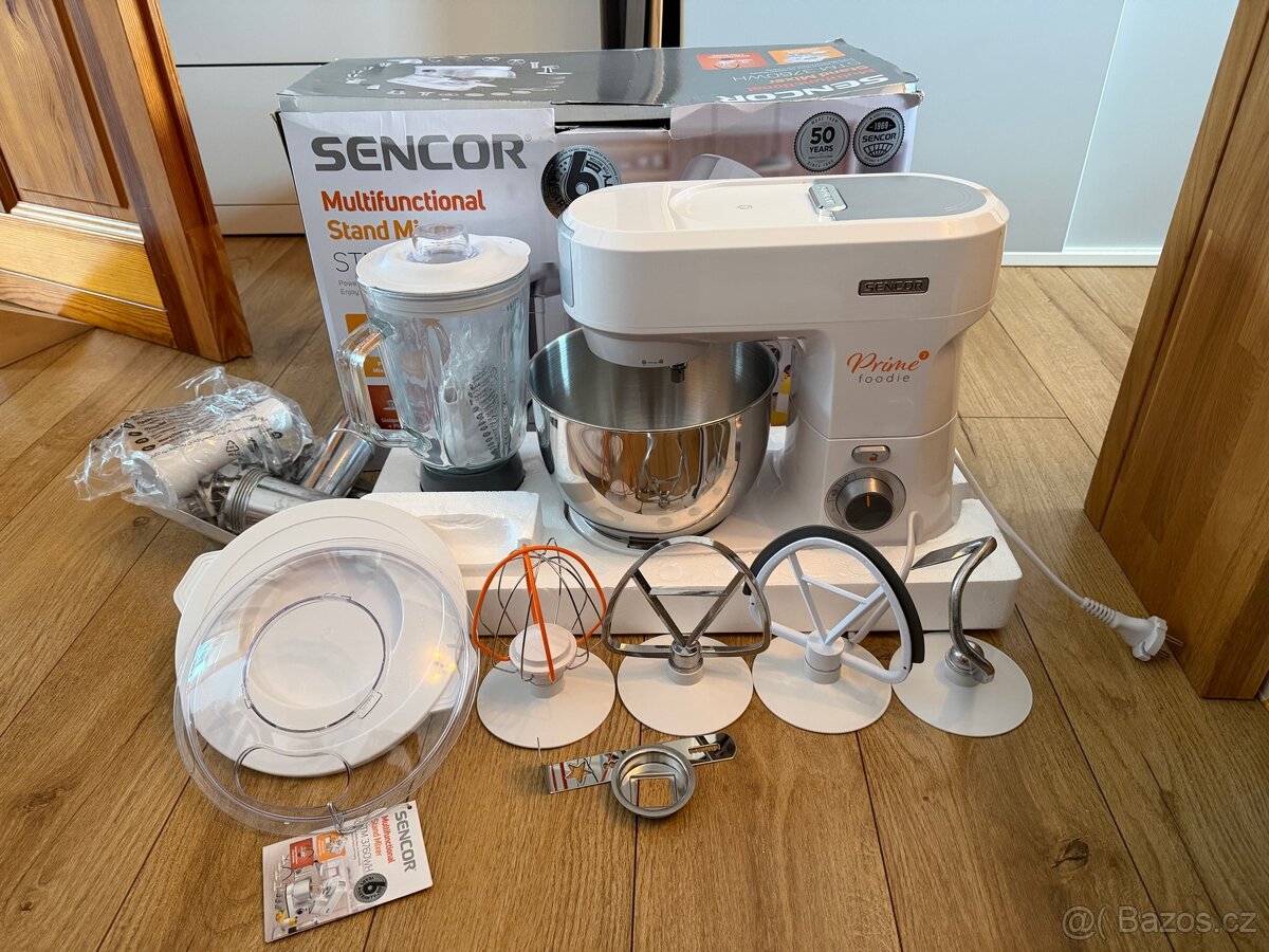 Kuchyňský robot Sencor STM 3760WH