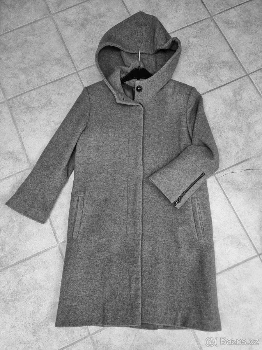 Dámský kabát krátký šedý