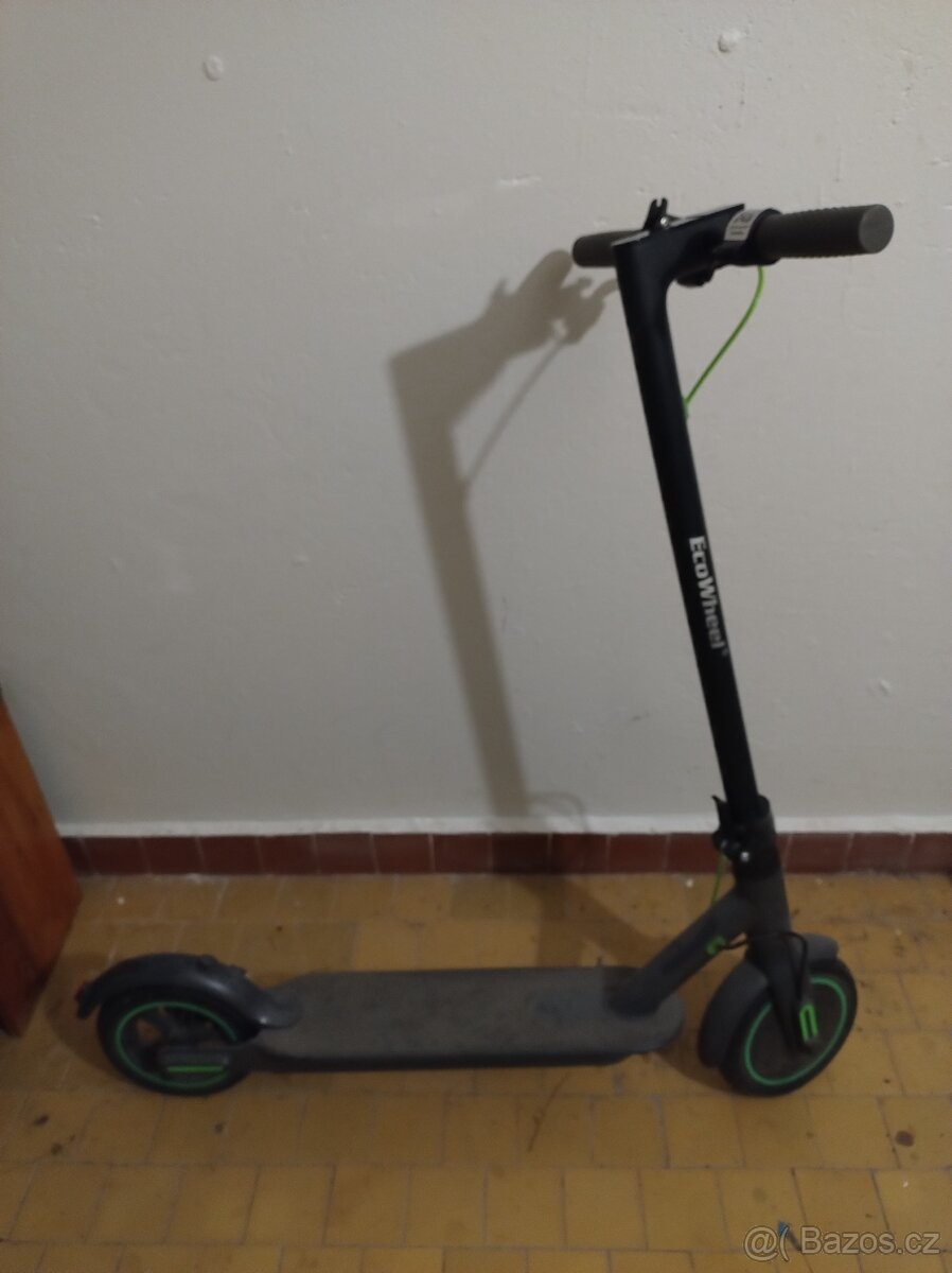 Elektrická koloběžka EcoWheel