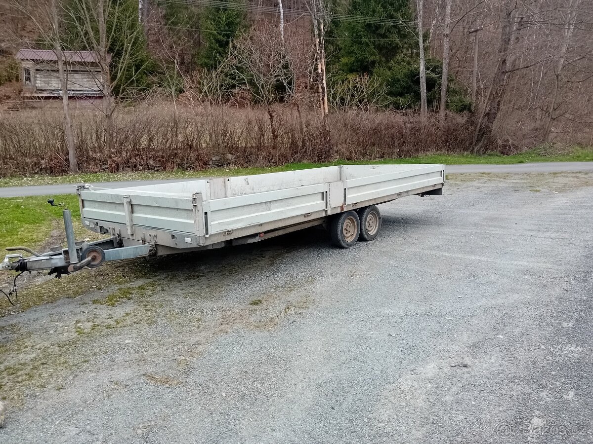 Nákladní vlek sklopný 2500 kg