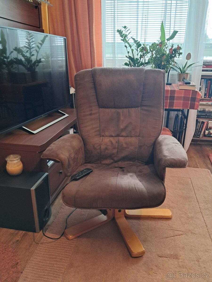 Relaxační masážní křeslo