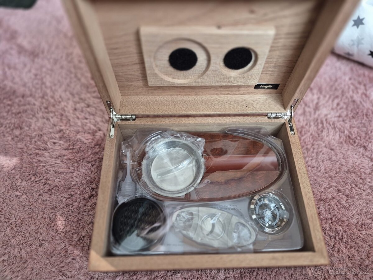 Humidor