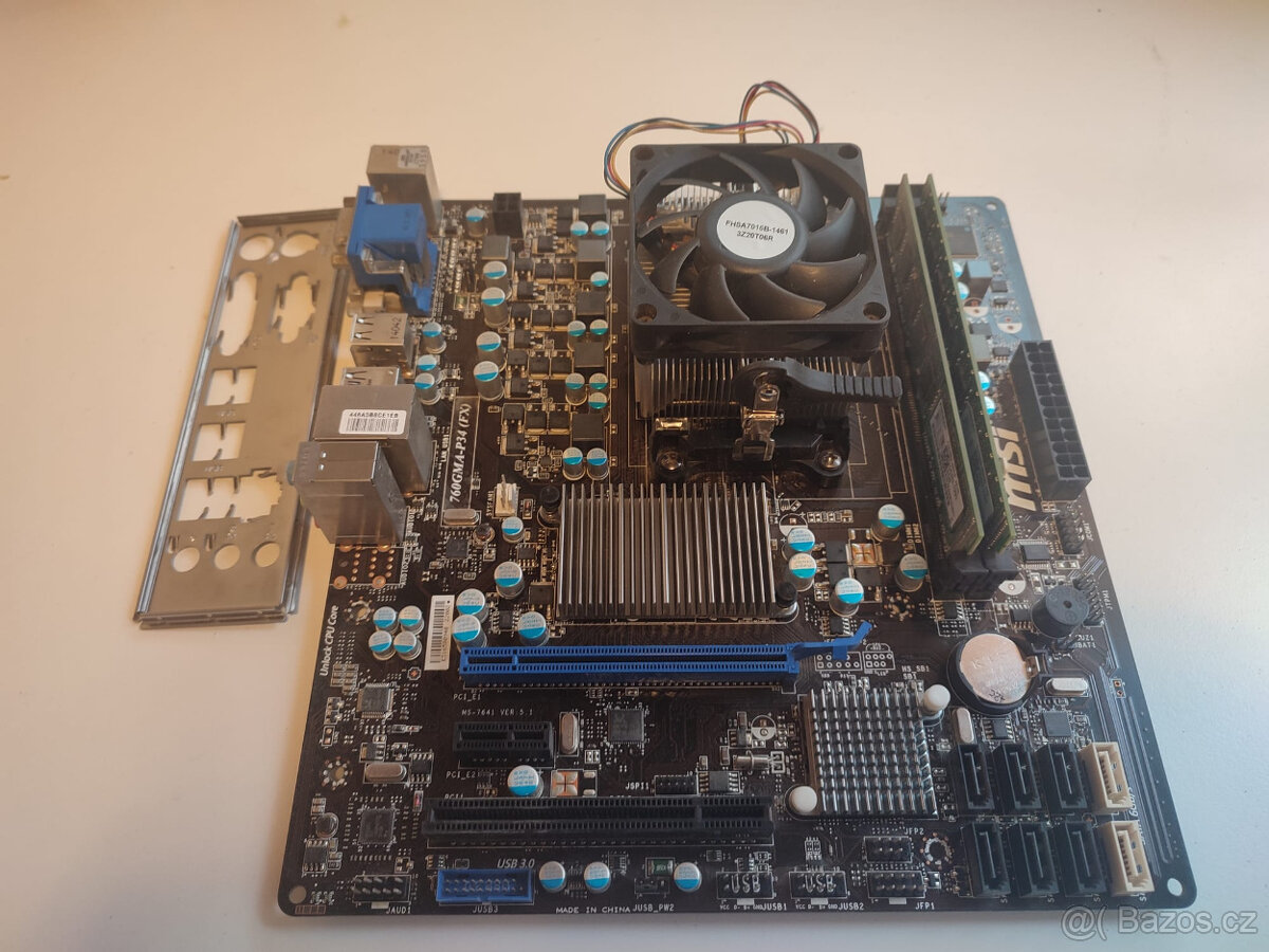 Procesor 4jádrový FX-4300, deska + 4GB RAM
