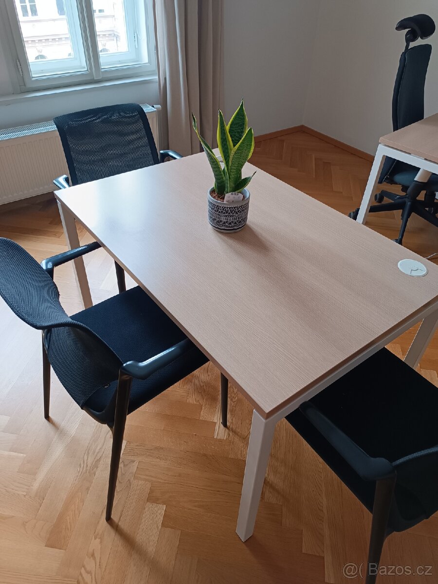 Kancelářské stoly zdarma