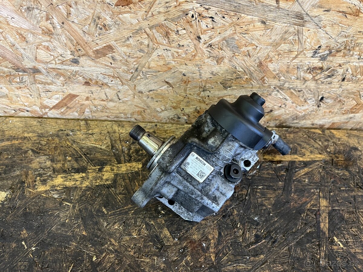 NAFTOVÉ ČERPADLO 2.0 TDI 103KW 03L130755