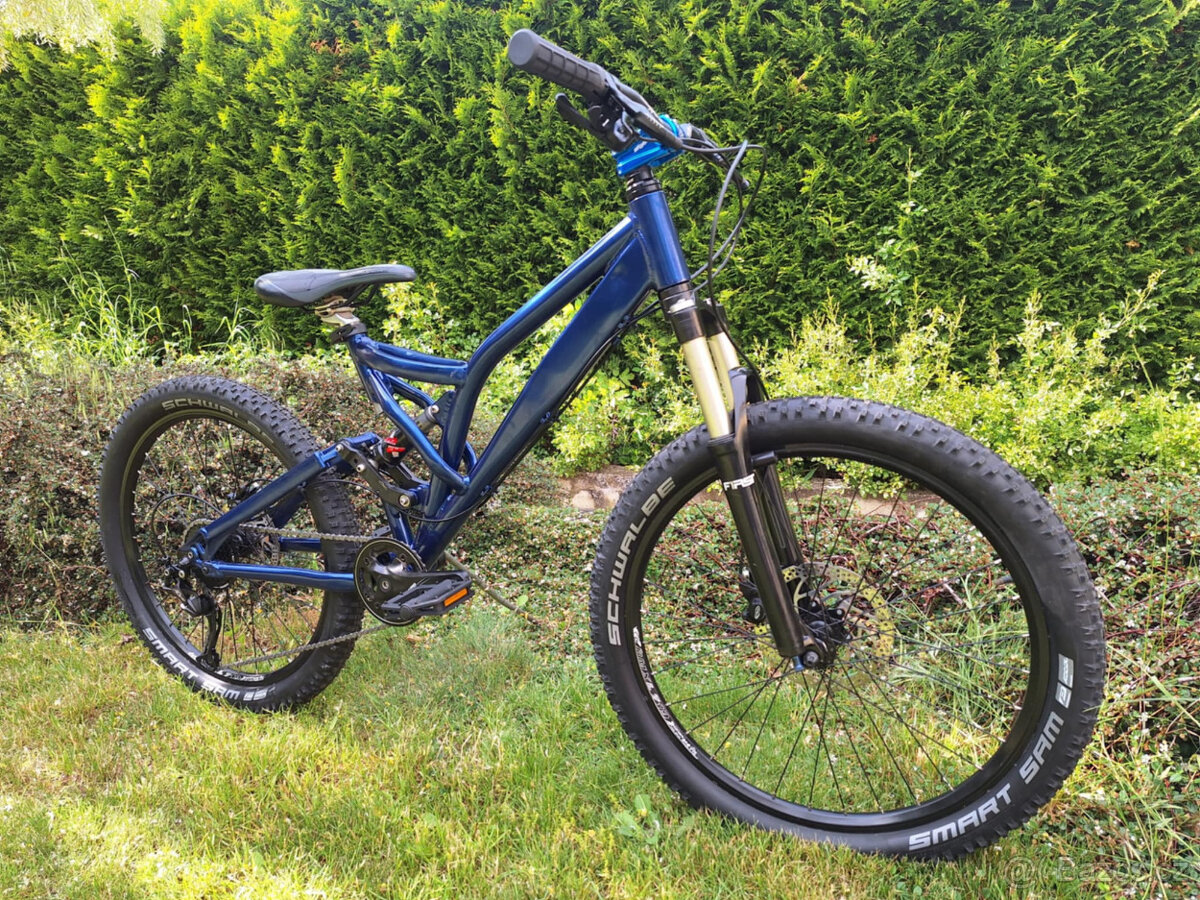 Sjezdové dětské kolo Norco Six 3