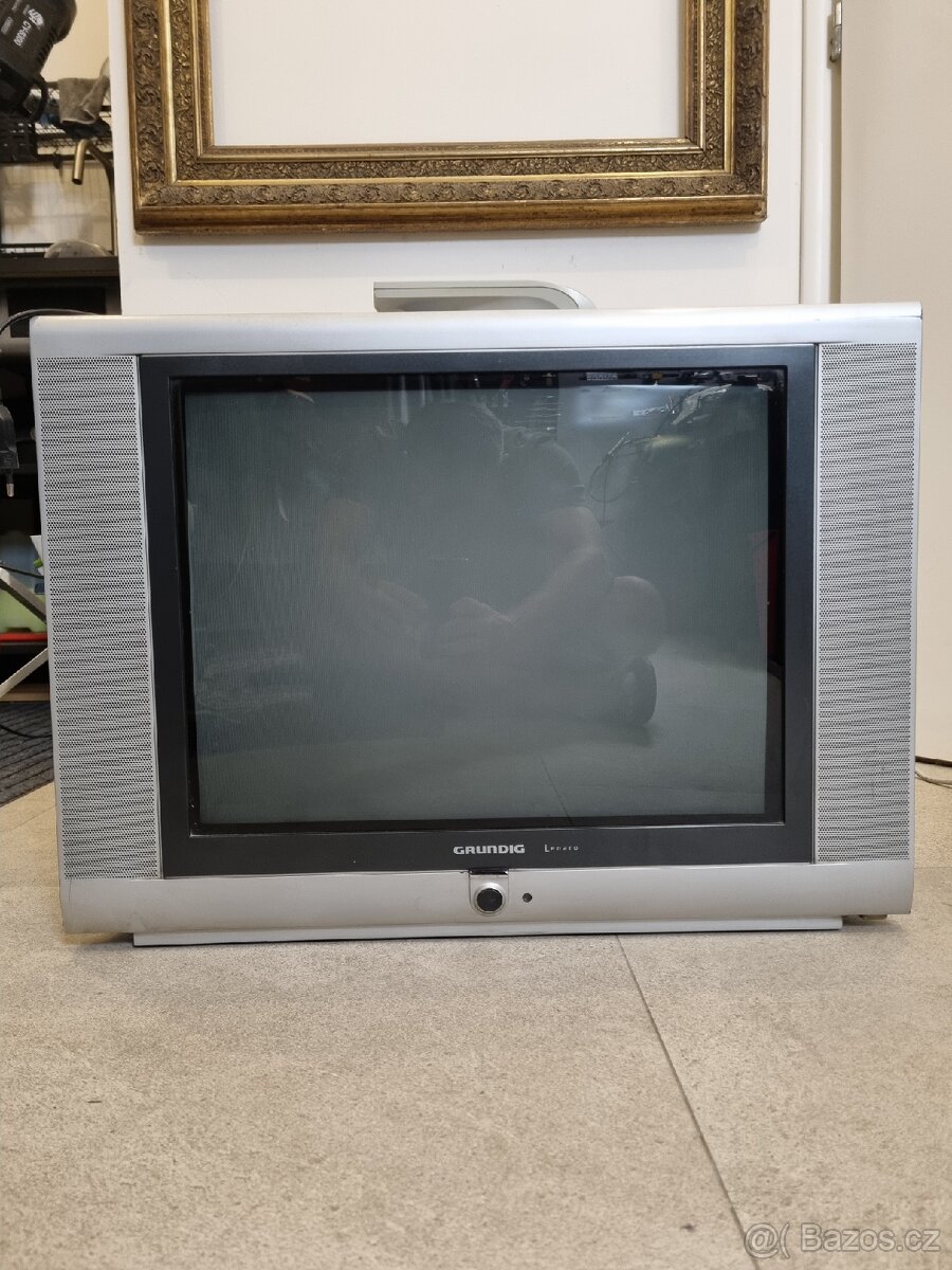 CRT televize 50 cm