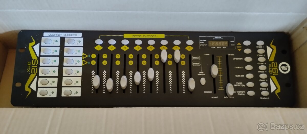 Světelný pult DMX 192