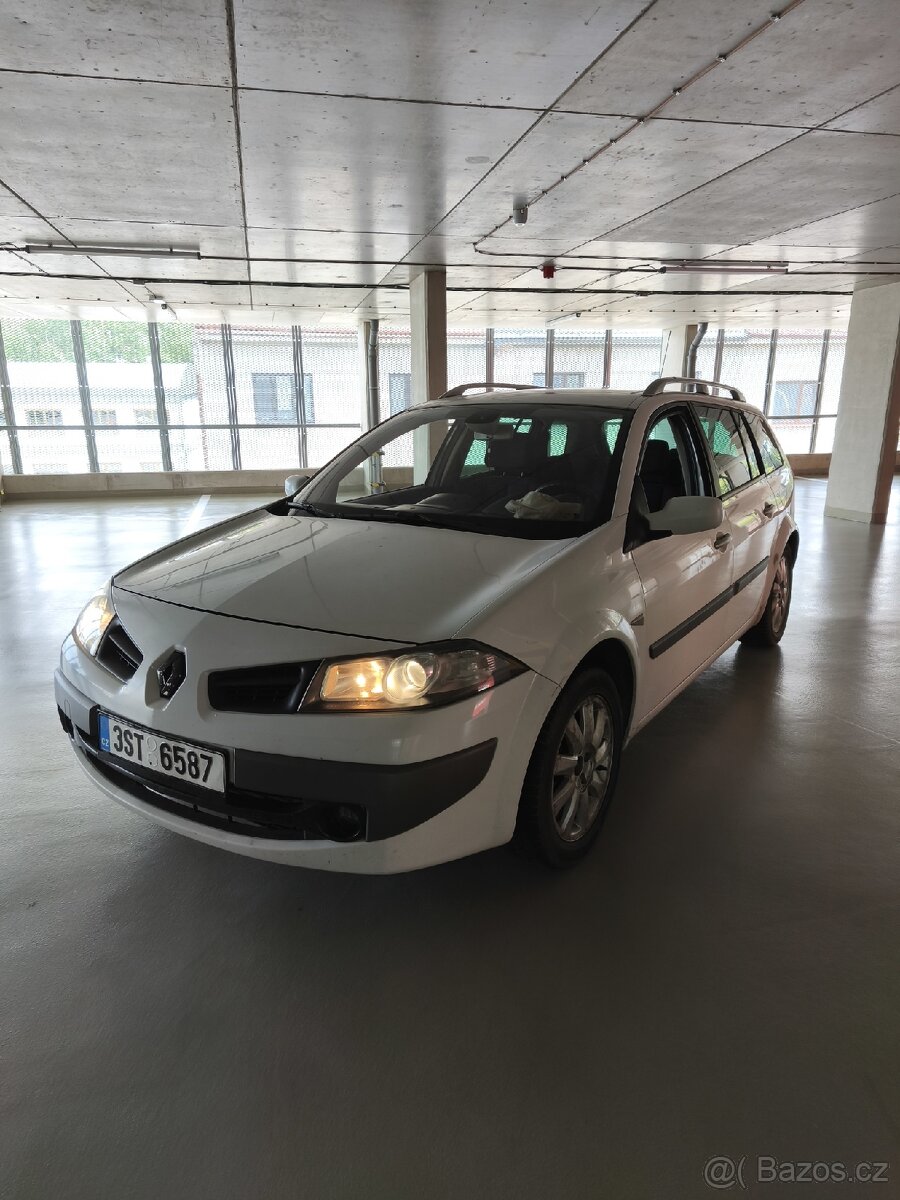 Renault Megane II. 2.0dci 110kw nafta