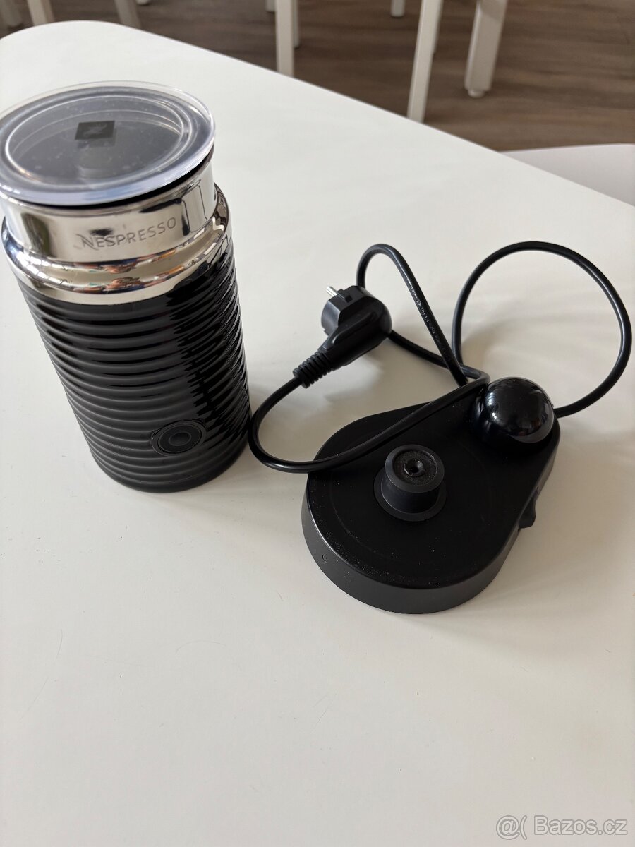 Nespresso Aeroccino 3 šlehač mléka