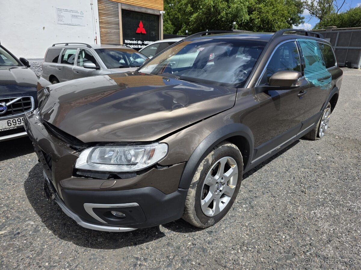 Volvo XC70 inscription D5 162kw - Náhradní díly