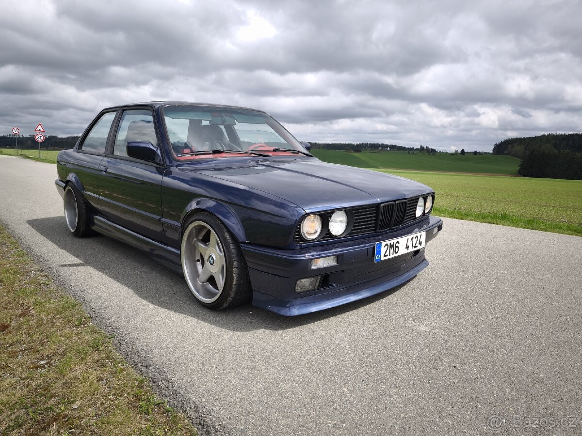 Bmw E30 Coupe 318is 103kw Po renovaci.