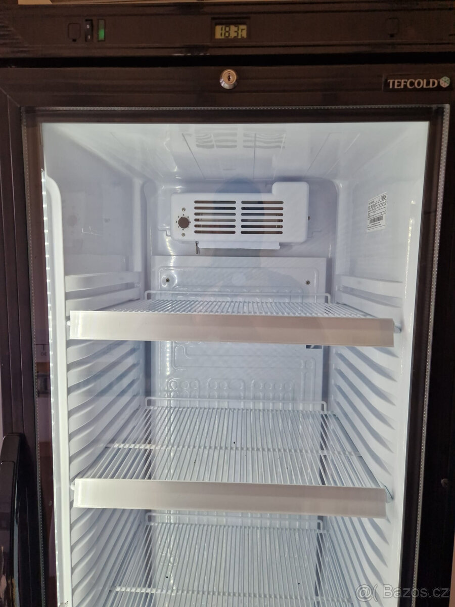 Prosklena lednice TEFCOLD - zanovni