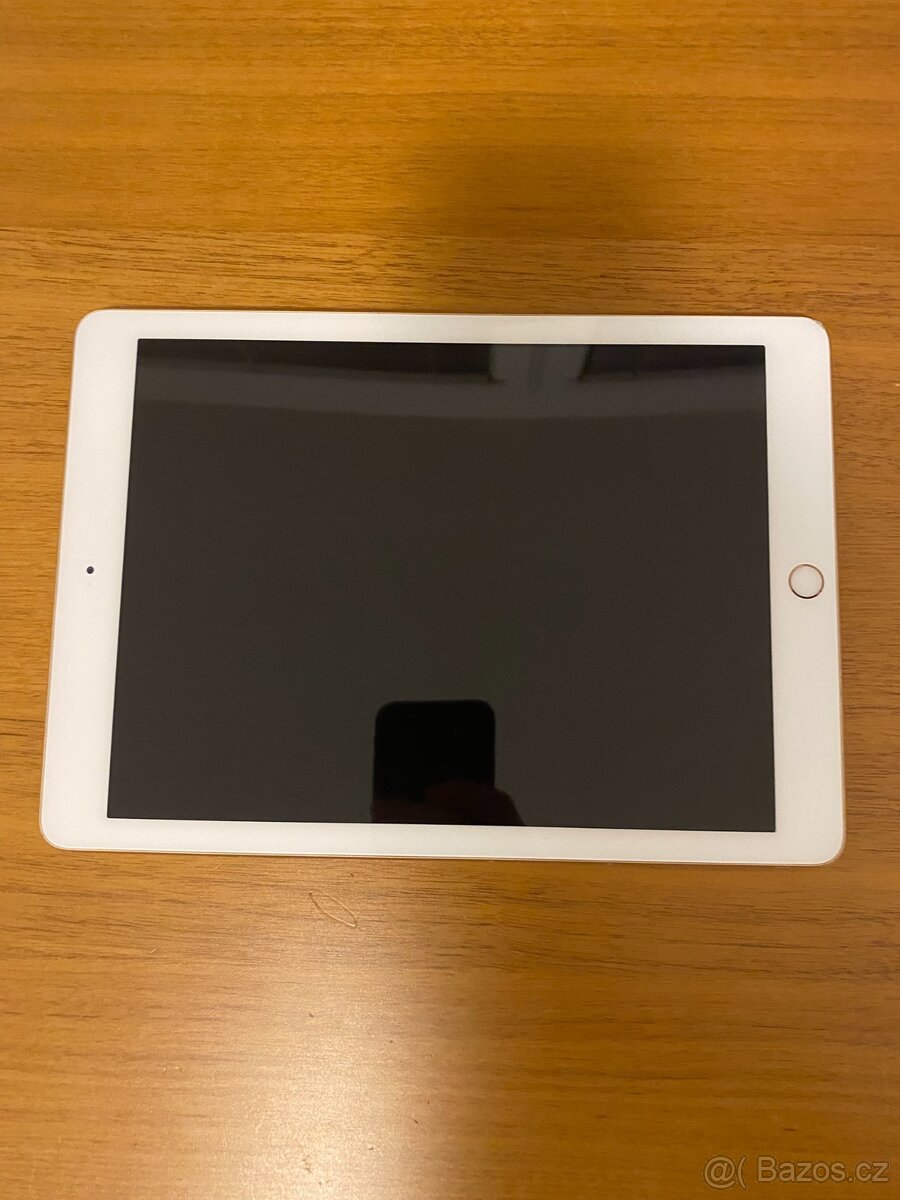 iPad 9.7" (6 generace)