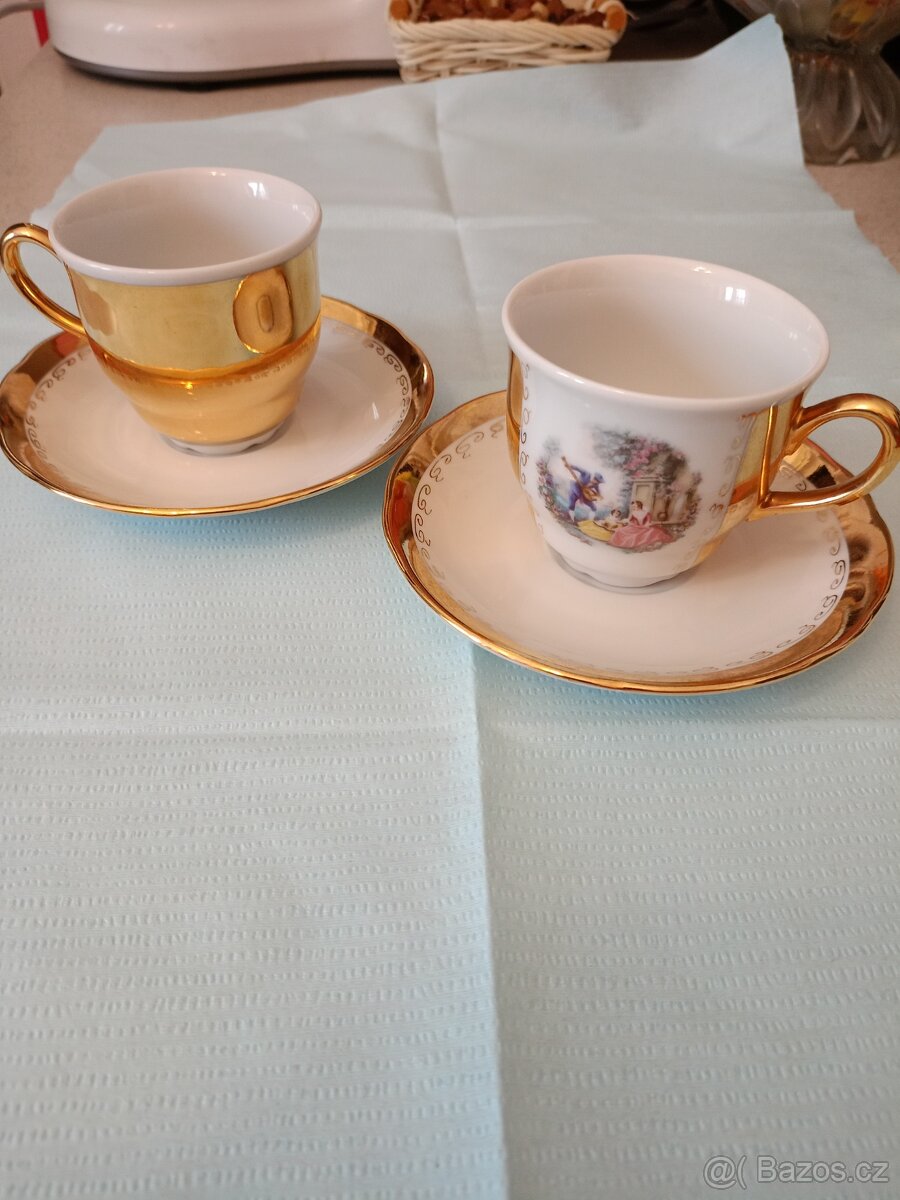 23- Krásná přátelská souprava