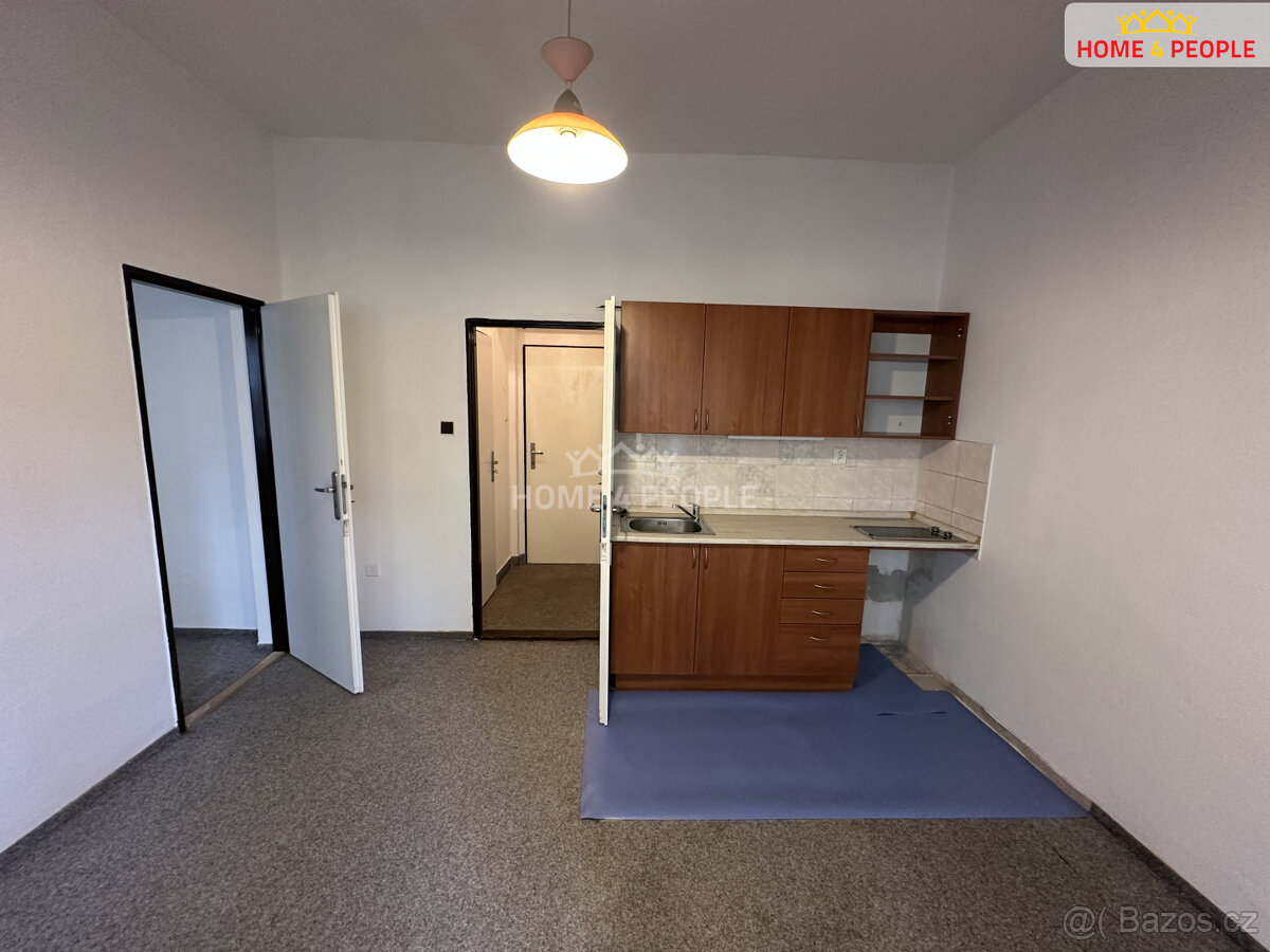 pronájem bytu 1+1, 37 m2 + 2x lodžie 8 m2, ul. Přístavní, Pr