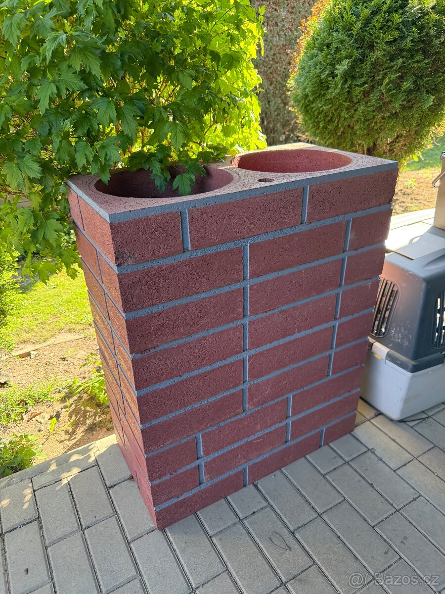 Komínová tvárnice prstenec červený 73x38cm