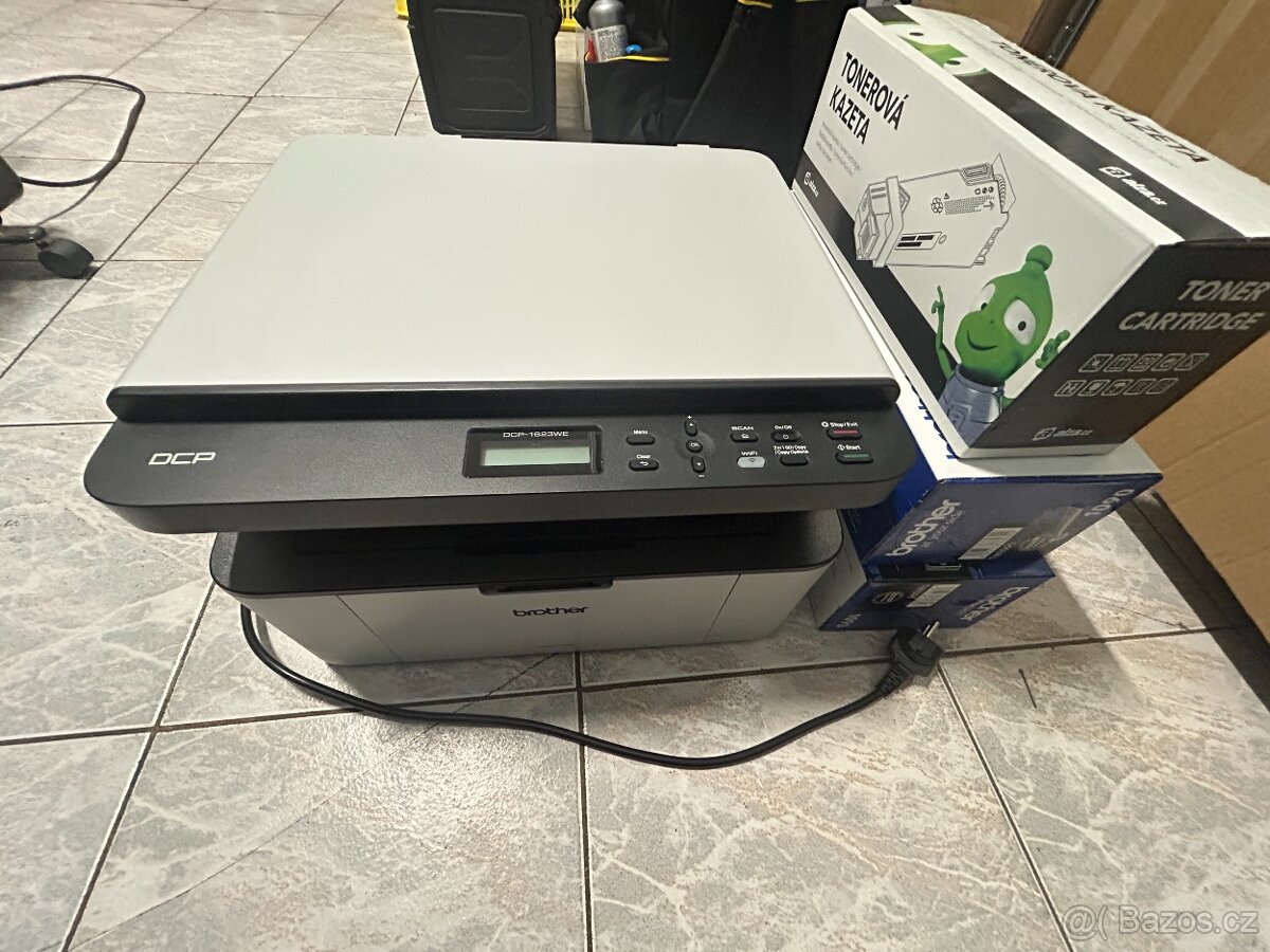 Tiskárna Brother + 3 tonery