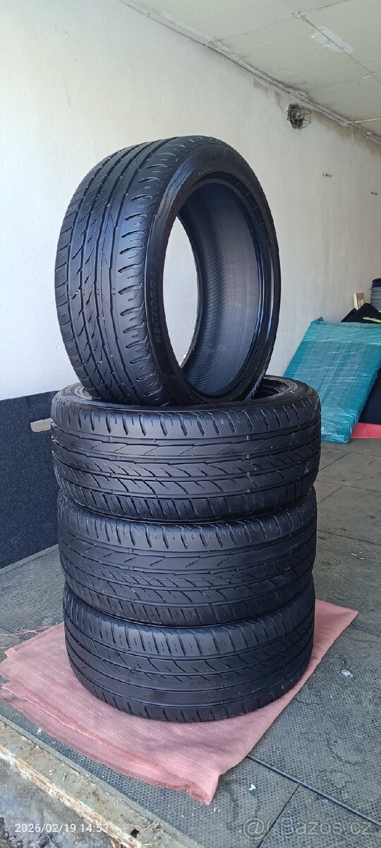 Matador Hectorra 3 letní 235/45 R18
