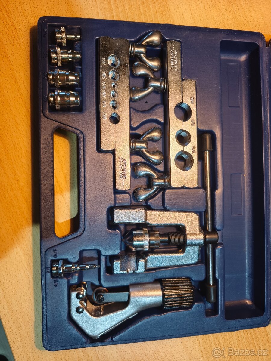 Sada expandéru, řezačky a pertlovačky na Cu potrubní