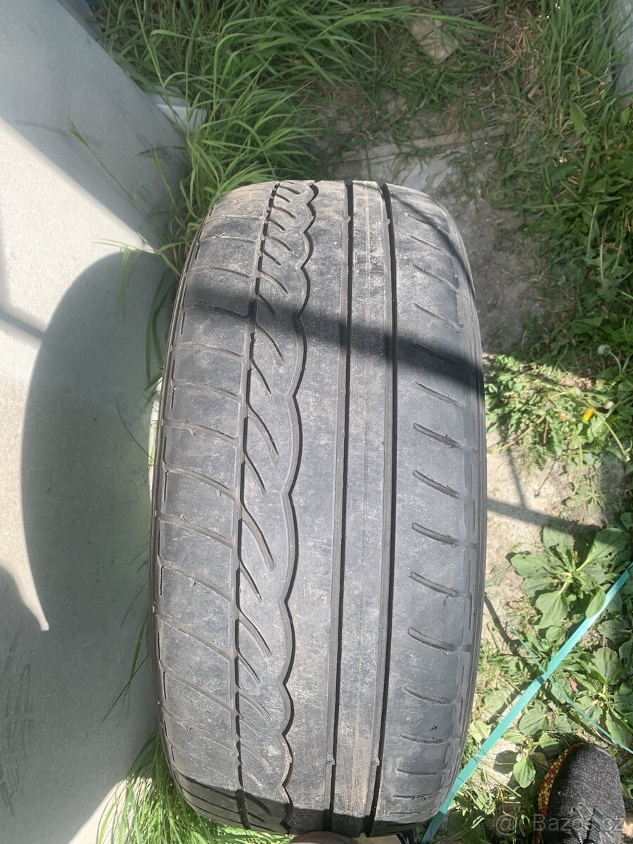Letní pneu Dunlop 225 45 r18