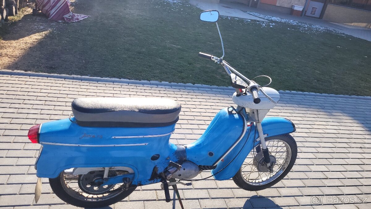 Jawa 50 pionyr typ 05 1964 bez TP