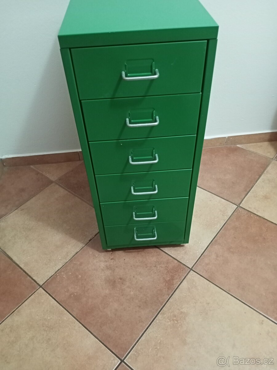 Plechový kontejner