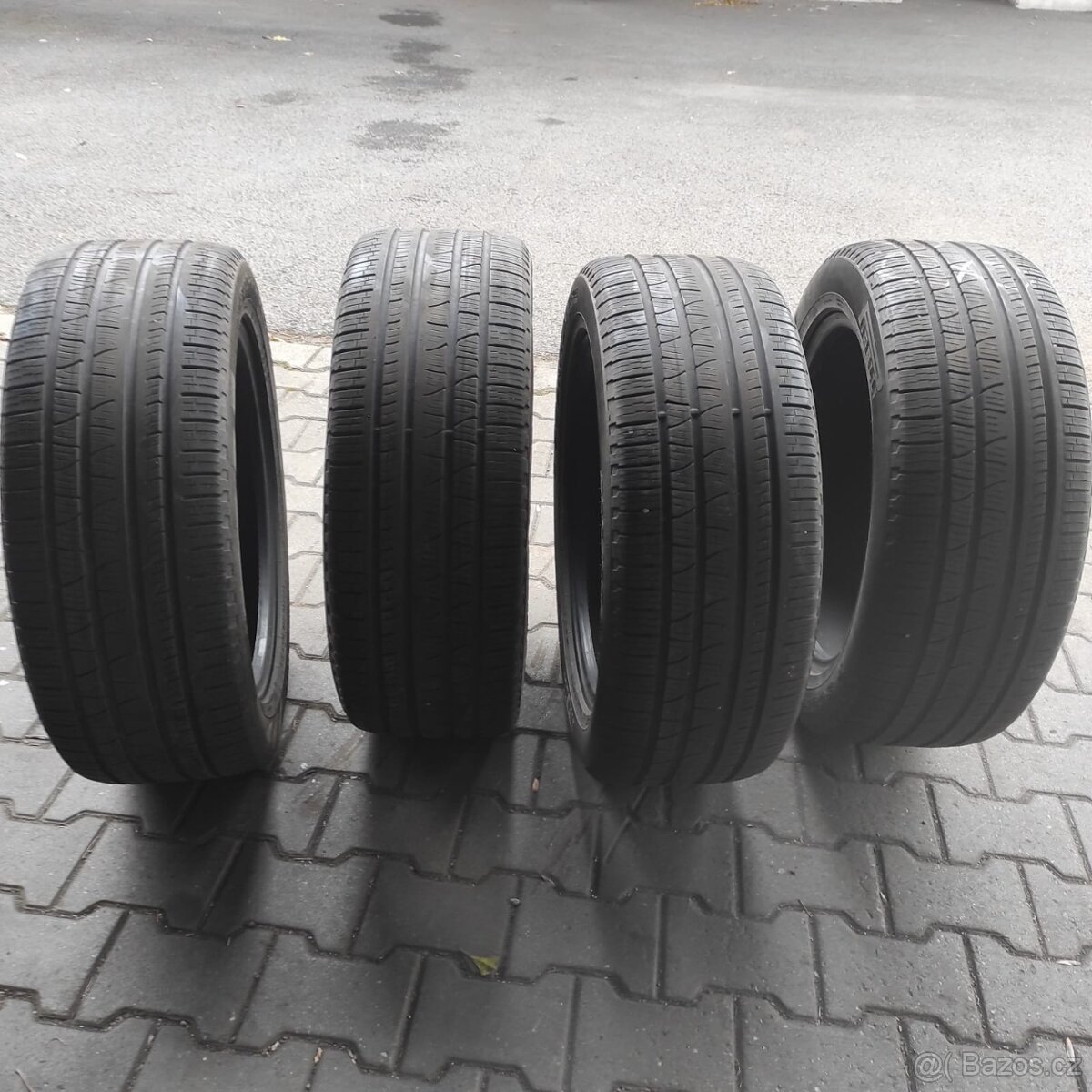 4xLetní Pirelli scorpion 255/50R20