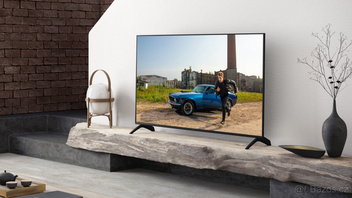 55" Panasonic TX 940E