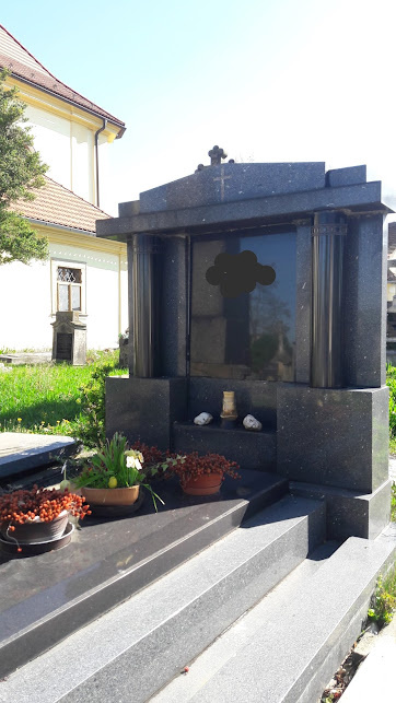 Prodám hrobku a převedu hrobové místo Mikulovice.