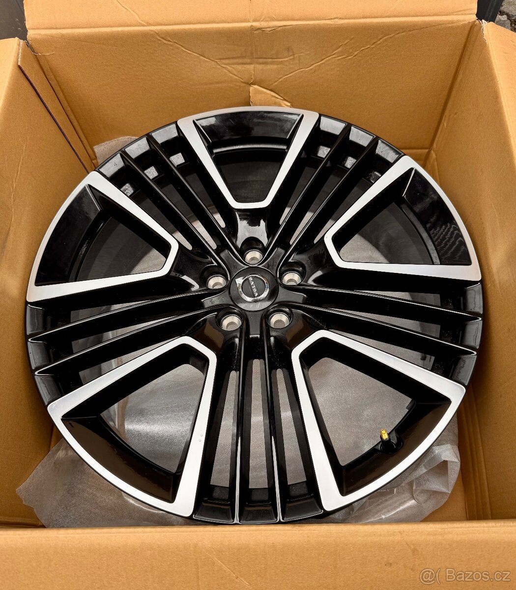 ORIG.VOLVO XC40 XC60 R21 NOVE DISKY.R-DESIGN