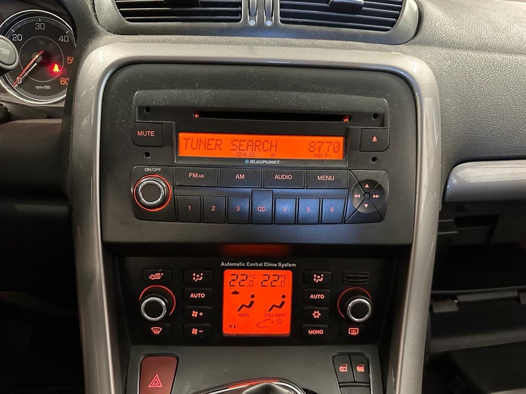 Fiat Croma rádio a klima panel
