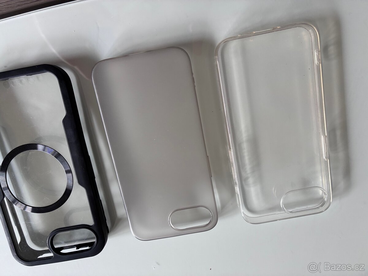 iPhone 16E Apple nove obaly 3 ks