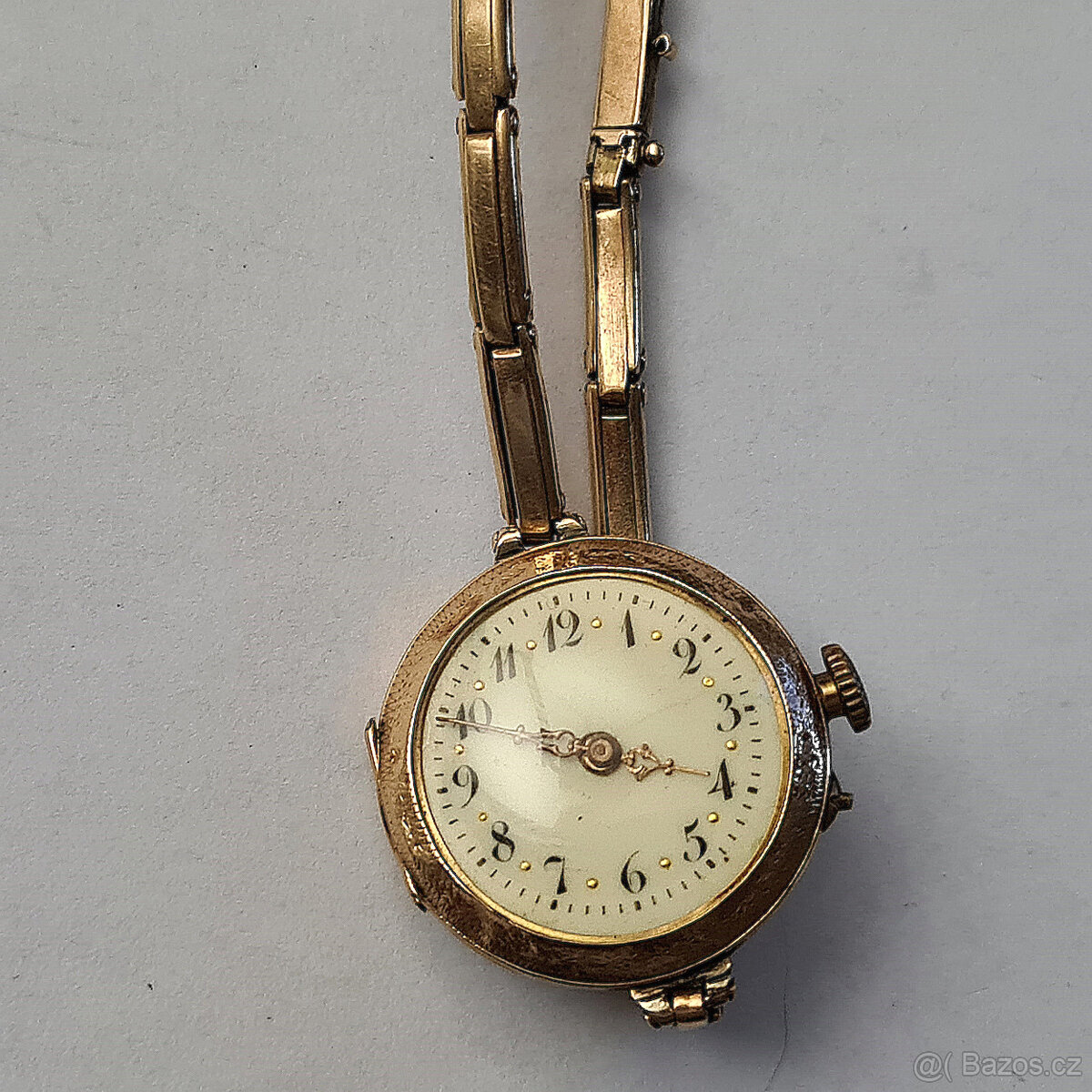 Zlaté 14K dámské náramkové hodinky R-U, 22,48g, v chodu.
