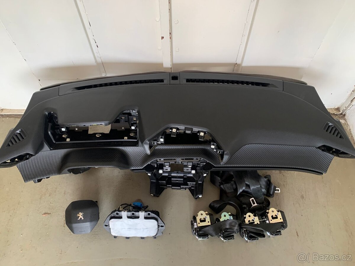 Airbagová sada Peugeot 208 s novou originální deskou
