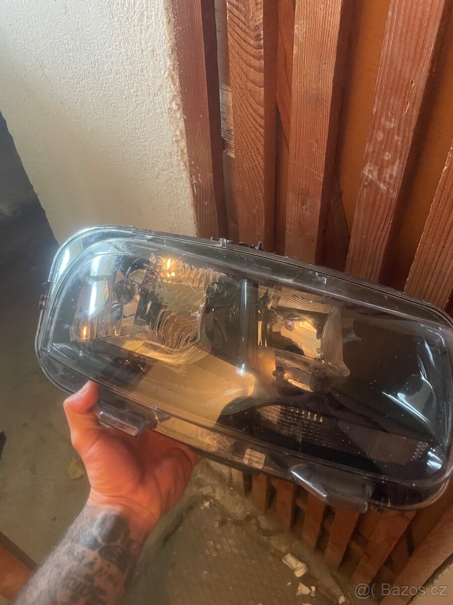 zánovní LP halogen světlo citroen cactus