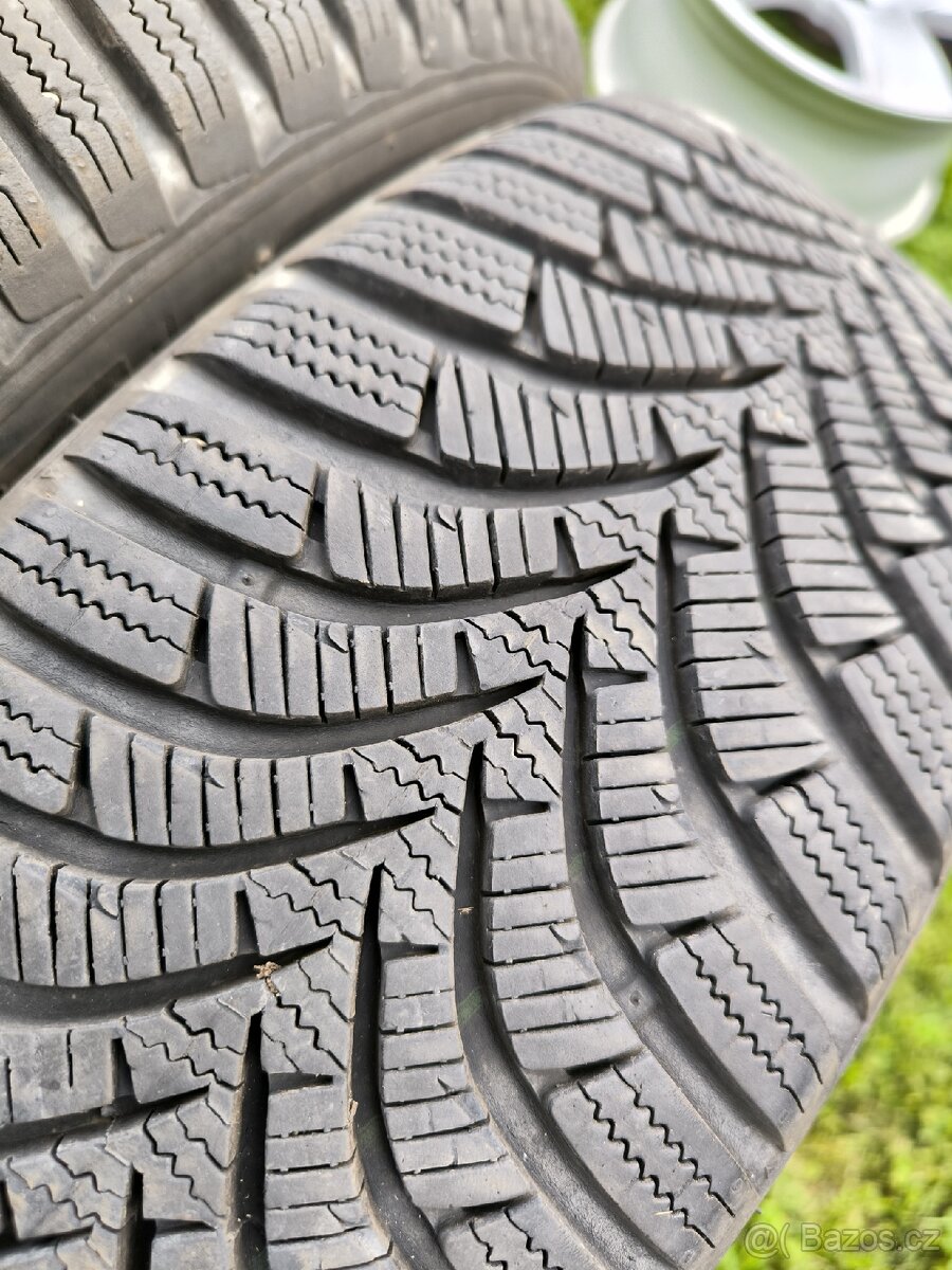 Hankook W452 185/65/15