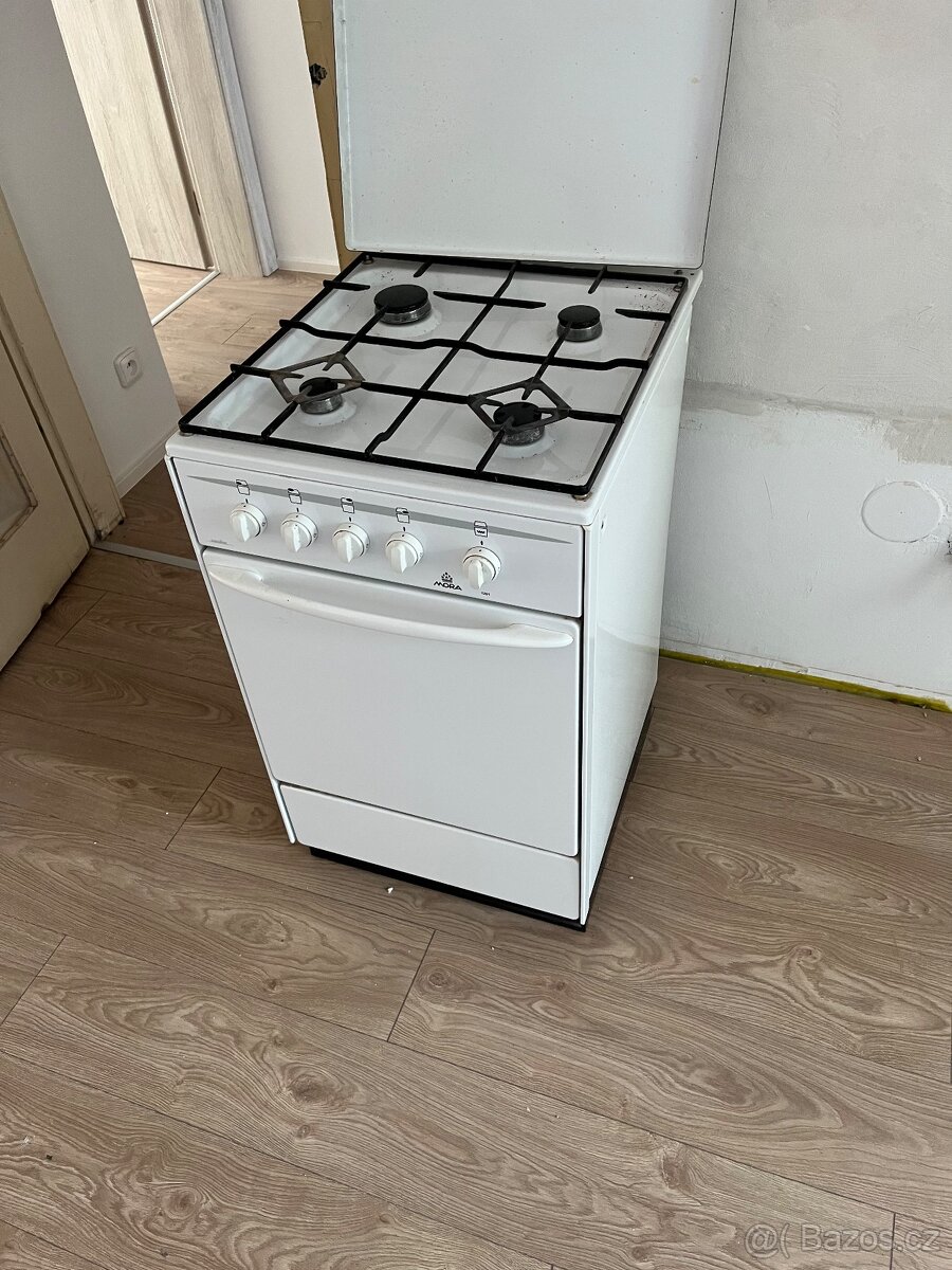 Plynový sporák Mora 1201