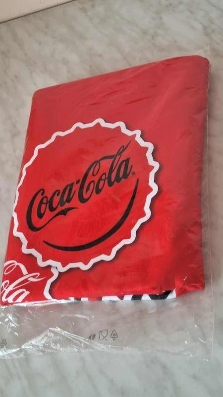 VELKÁ ORIGINAL OSUŠKA COCA-COLA, rychleschnoucí, 180 x 100 c