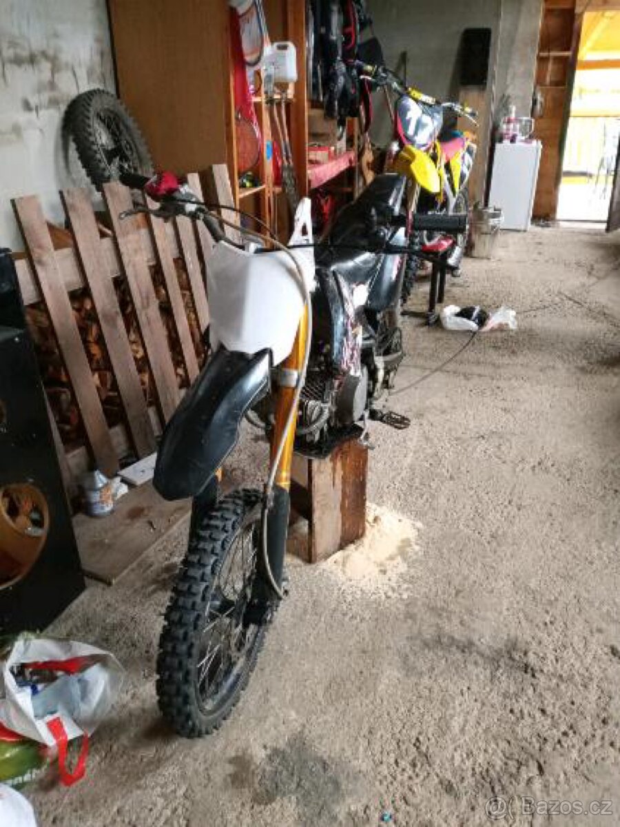 Pitbike stomp 140 (BESTIE)