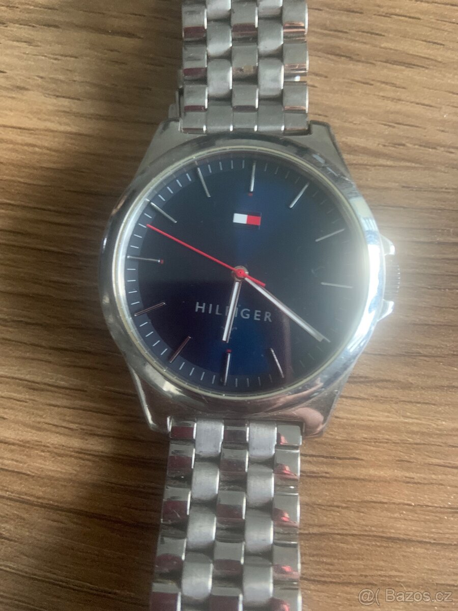 Hodinky TOMMY HILFIGER