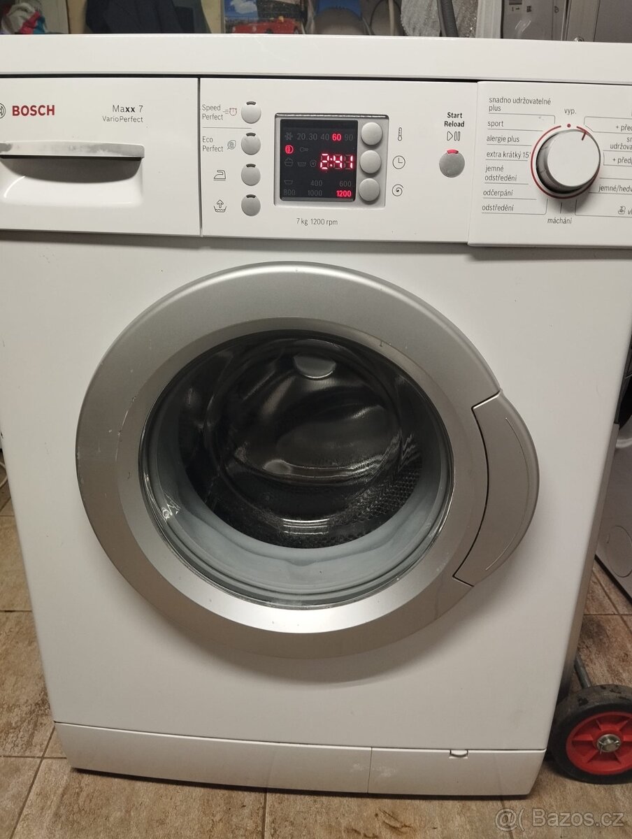 Pračka Bosch, super stavy, plně funkční