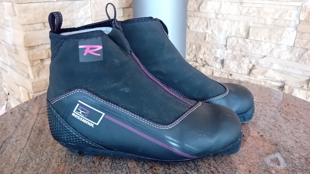 Boty na běžky Rossignol 37