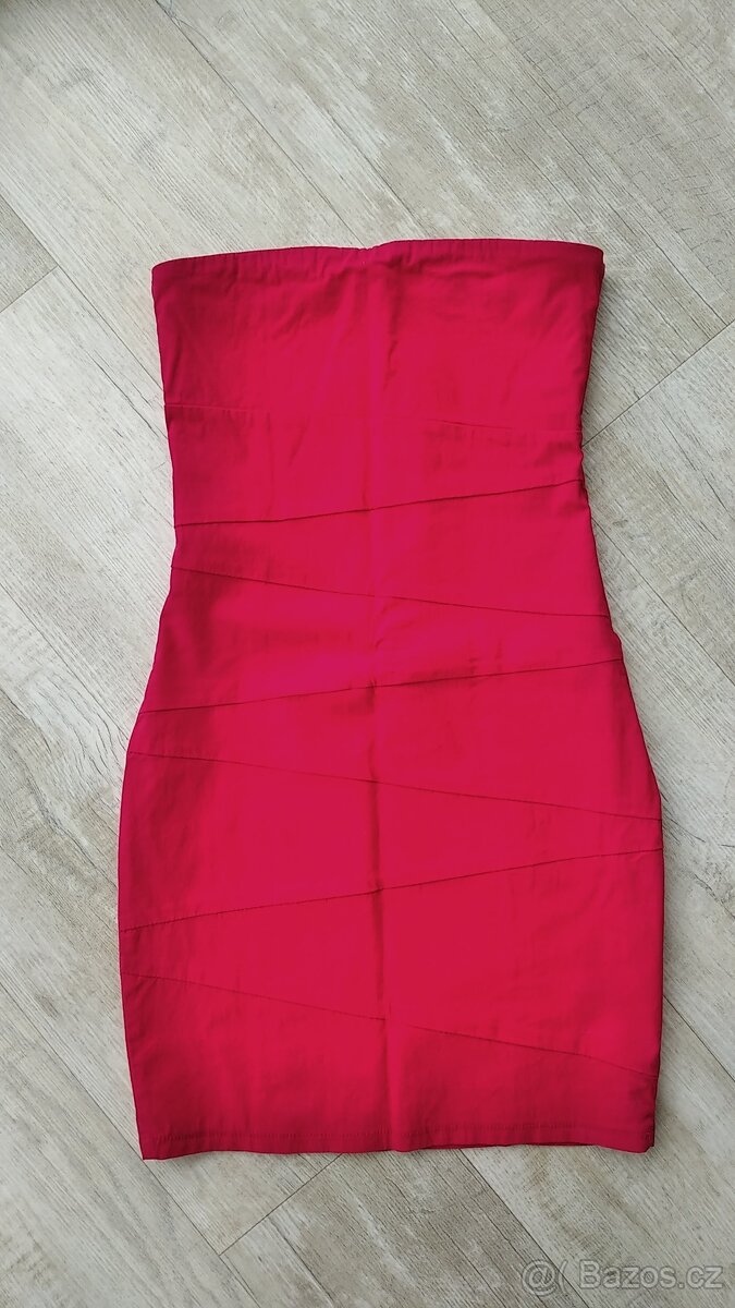 Společenské šaty New Yorker S