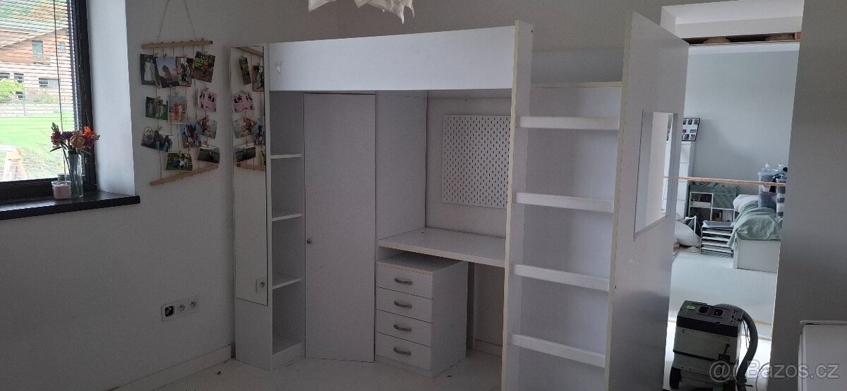 Postel Palanda Patrová postel Psací Stůl Skříň
